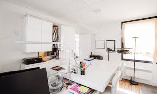 Modern Opéra Loft Space - Image 3