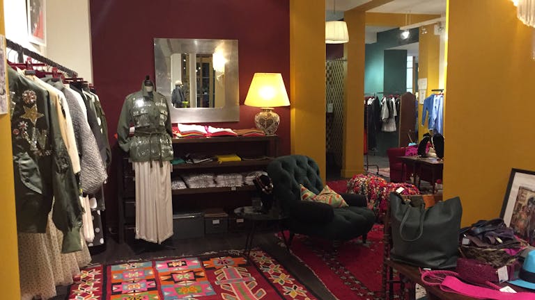 Retail Space in Palais Royal - Image 0