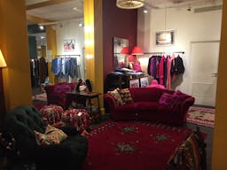 Retail Space in Palais Royal - Image 4