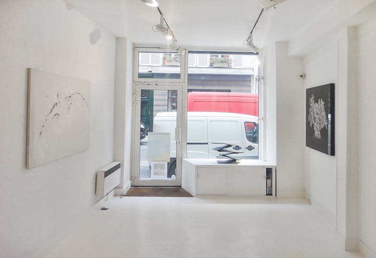 White-Box Gallery in Paris 6th - Image 0