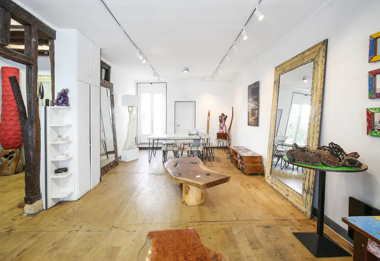 Art Gallery Space in Le Marais - Image 0