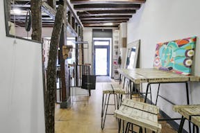 Art Gallery Space in Le Marais - Image 2