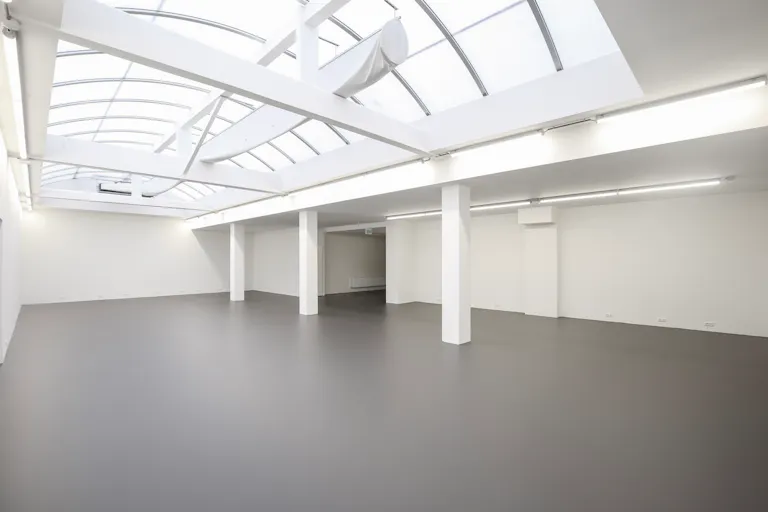 Spacious Gallery in the Jordaan - Image 1