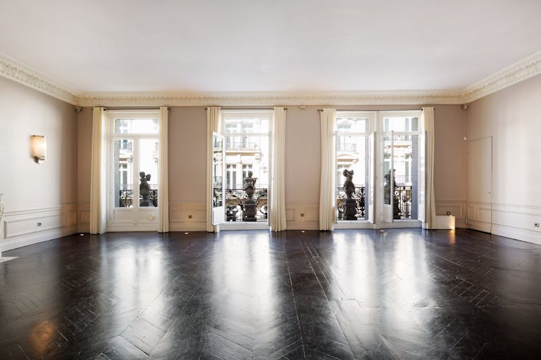 Showroom in Sublime Triangle d'Or - Image 4