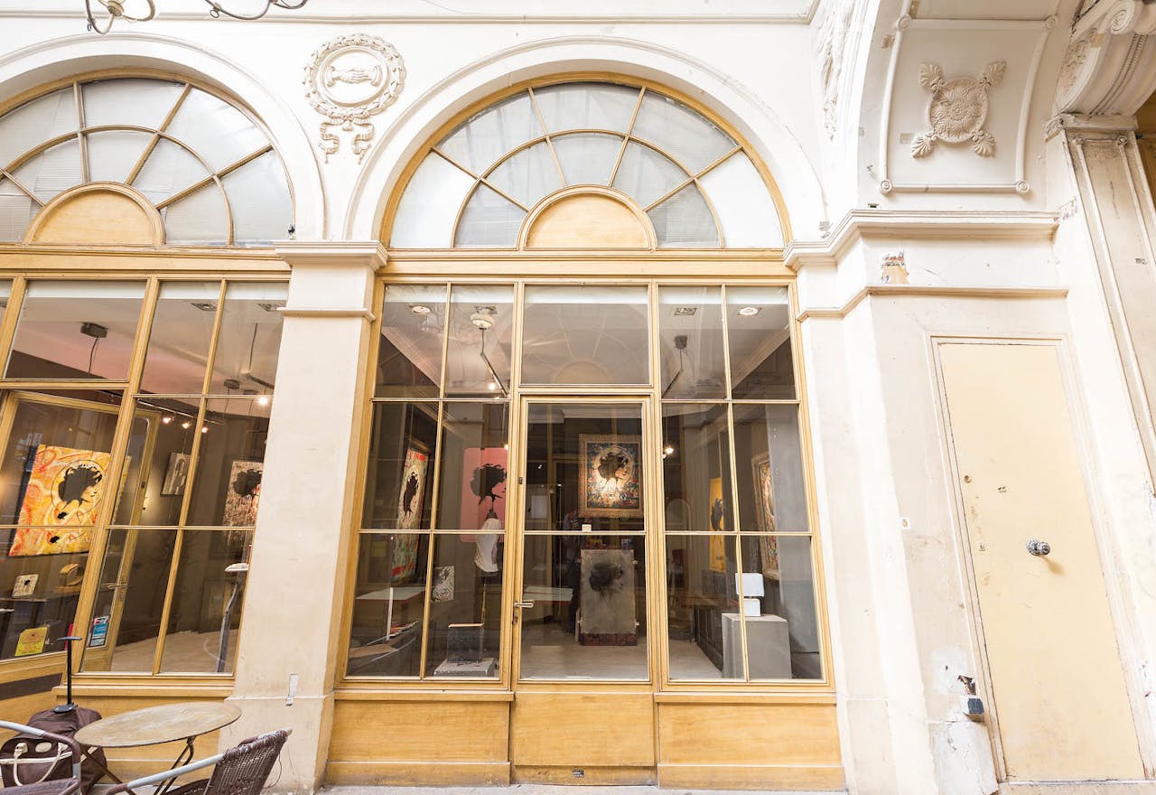 Gallery Space Near Palais Royal - Image 2