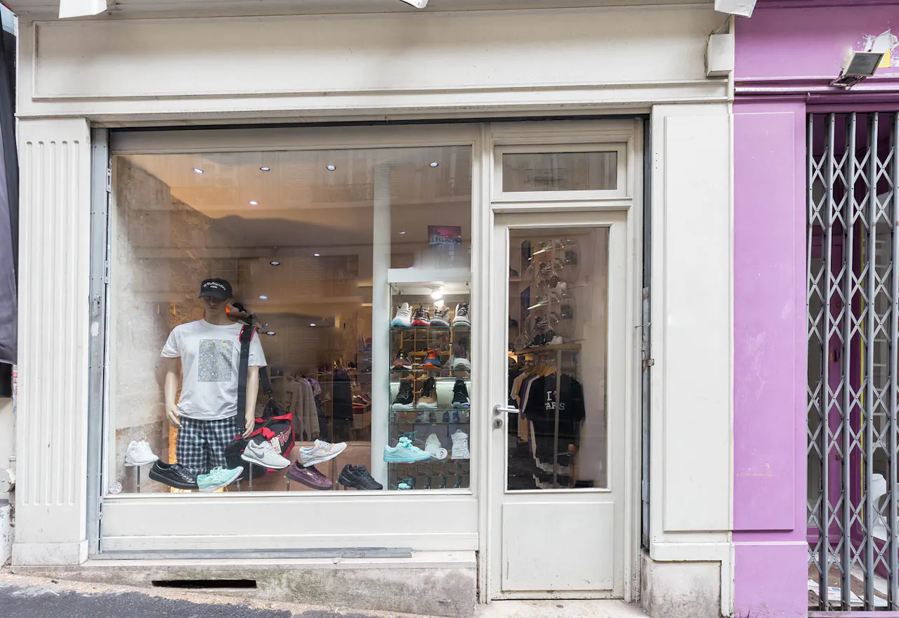 Pop-Up Shop in Montmartre - Image 1