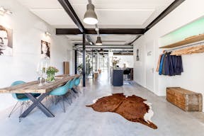 Modern Loft Space in East - Image 0