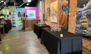 Stunning Gallery Studio/Creative Space in Historic Ybor City/Tampa - Image 9
