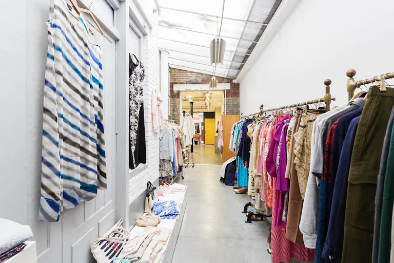 Lovely Boutique in Paris 2nd - Image 1