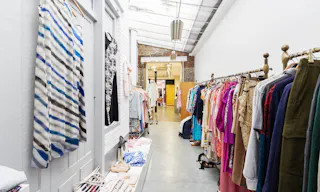 Lovely Boutique in Paris 2nd - Image 1