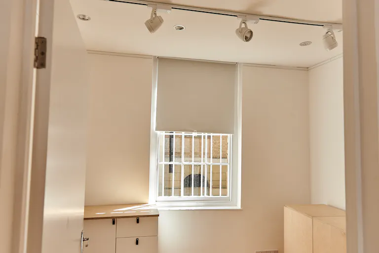 Beautiful Marylebone Showroom - Image 2