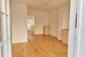 Beautiful Marylebone Showroom - Image 3