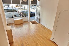 Beautiful Marylebone Showroom - Image 4