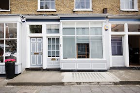 Beautiful Marylebone Showroom - Image 10