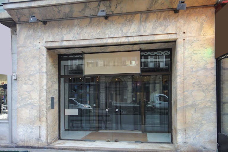 Classic Boutique in Louvre-Rivoli - Image 0