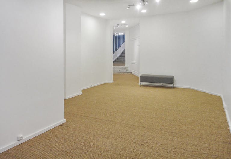 Classic Boutique in Louvre-Rivoli - Image 2