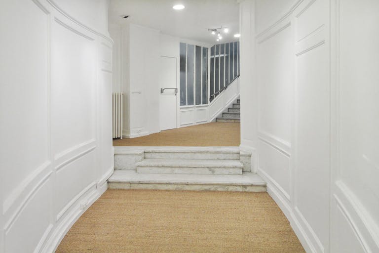 Classic Boutique in Louvre-Rivoli - Image 3