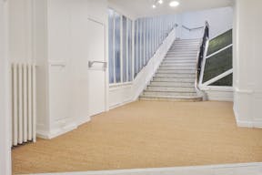 Classic Boutique in Louvre-Rivoli - Image 4