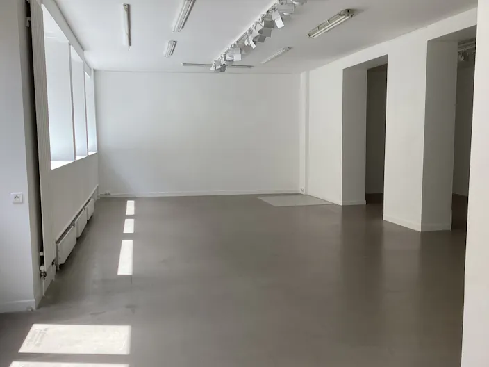 Showroom Space in Le Marais - Image 2