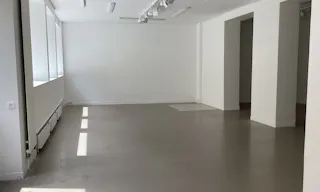 Showroom Space in Le Marais - Image 2