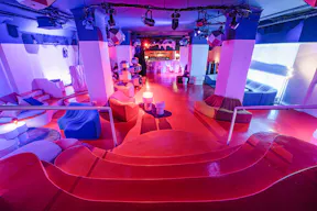 Event Space in Paris 1st - Image 10