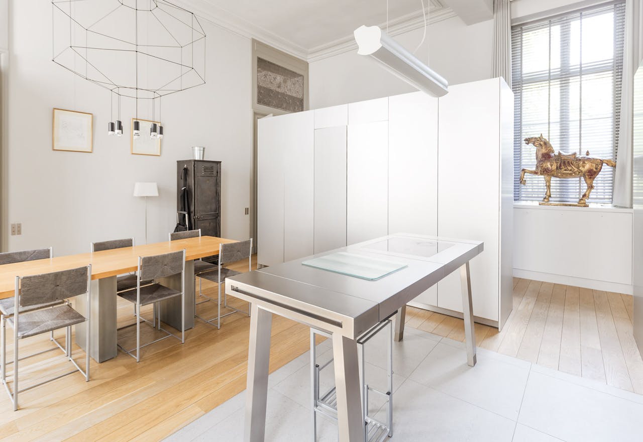 Stylish Loft in Le Marais - Image 2