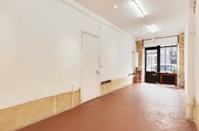 Place Sainte-Catherine Charming Gallery - Image 3