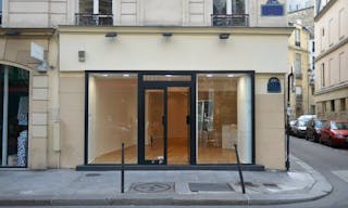 Corner Retail Space in Le Marais - Image 6