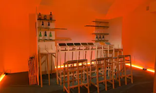 Corner Retail Space in Le Marais - Image 11