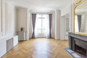 Sophisticated Loft in Paris 4th - Image 0