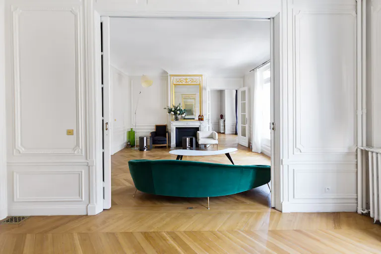 Sophisticated Loft in Paris 4th - Image 3