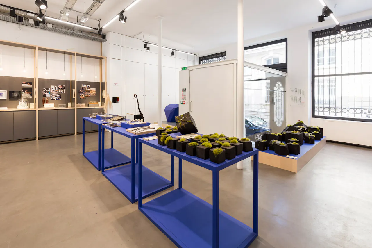 Showroom Near Square du Temple - Image 1