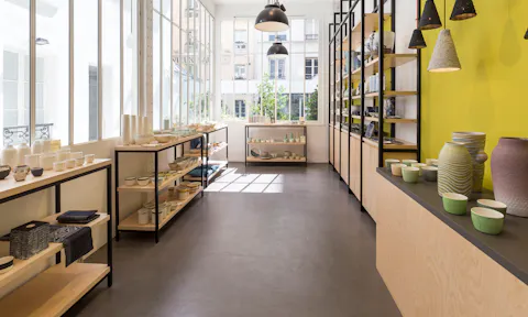 Stylish Retail Space in Le Marais - Image 0