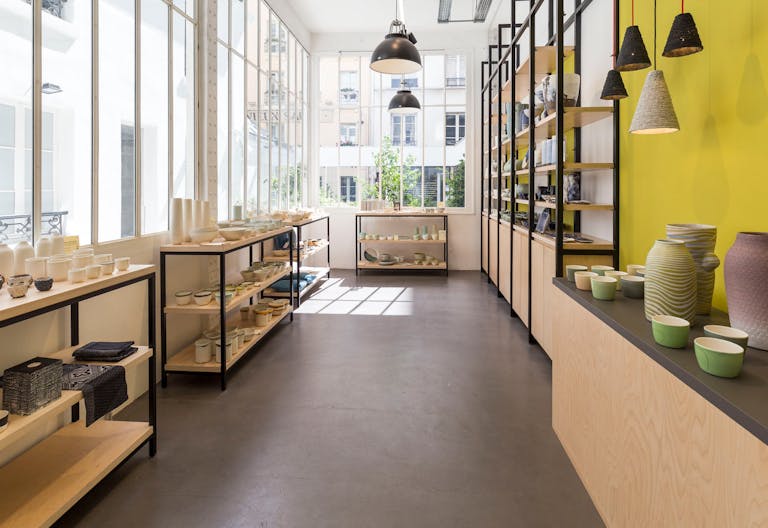 Stylish Retail Space in Le Marais - Image 0