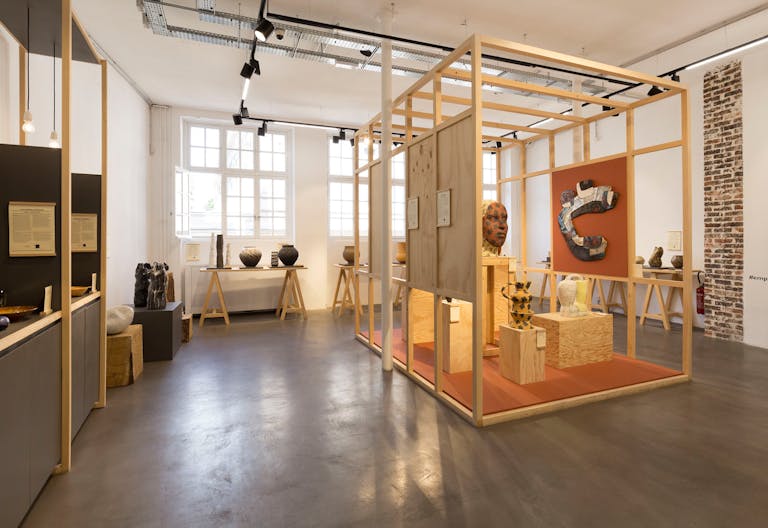 Le Marais 1st Floor Retail Space - Image 0