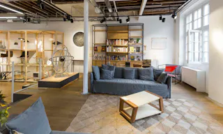 Shared Le Marais Retail Space - Image 2