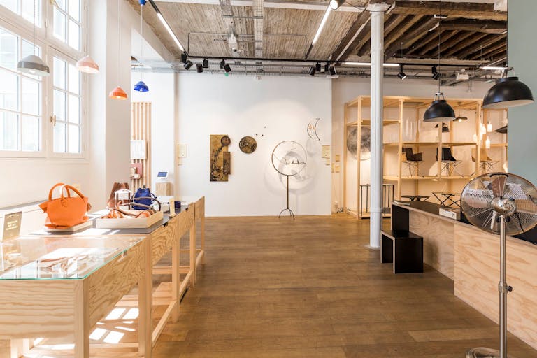 Le Marais 2nd Floor Retail Space - Image 1