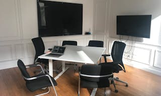 Private Mansion near Saint-Lazare - Image 4