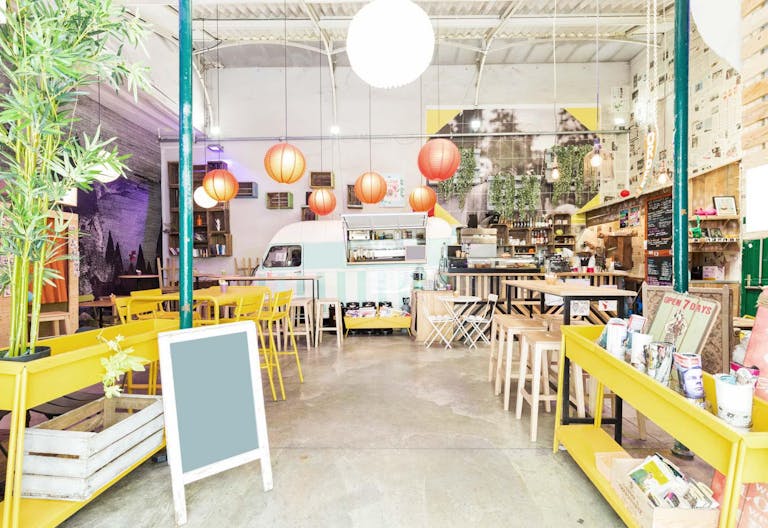 Airy Space in Le Marais - Image 0