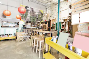 Airy Space in Le Marais - Image 1