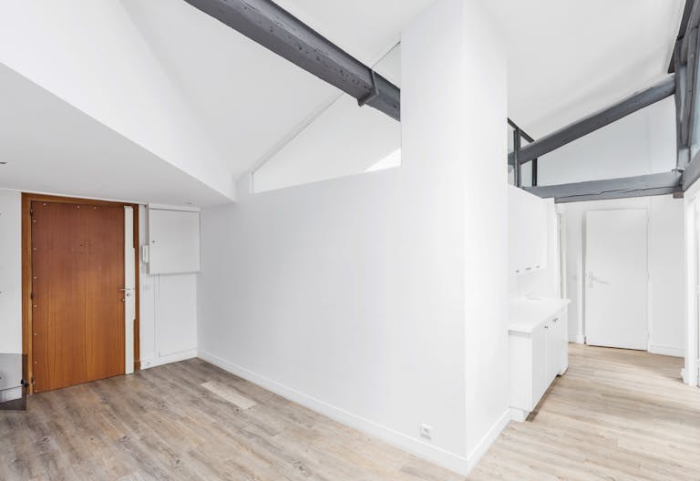 Showroom Near Rue Saint-Honoré - Image 0