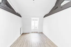 Showroom Near Rue Saint-Honoré - Image 2