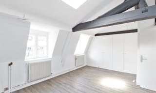 Showroom Near Rue Saint-Honoré - Image 5