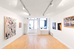 Artistic Retail Space in Le Marais - Image 0