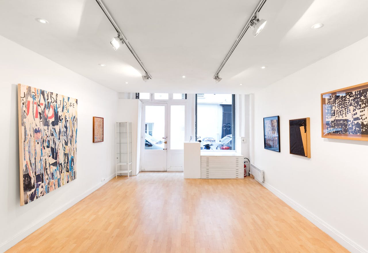 Artistic Retail Space in Le Marais - Image 0