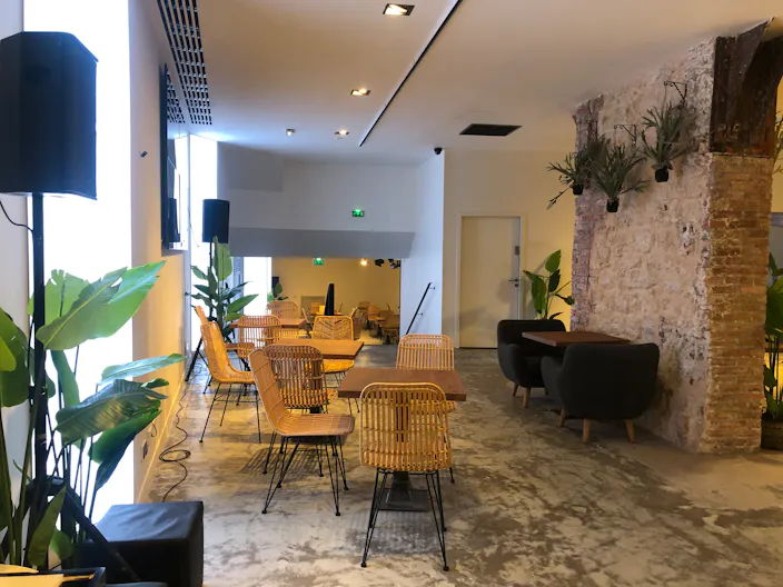 Unique Space in Grands Boulevards neighborhood - Image 3