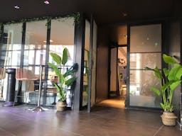 Unique Space in Grands Boulevards neighborhood - Image 9