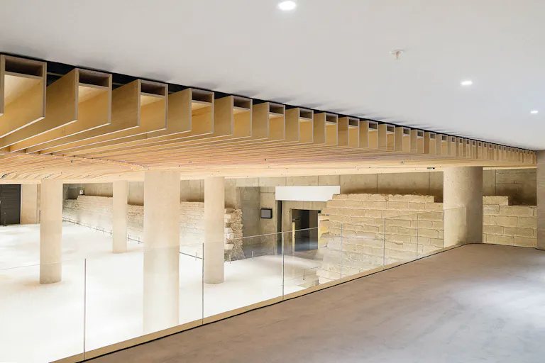 Incredible Venue in Paris 1st - Image 1