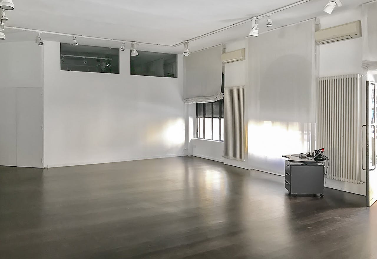 Amazing Showroom in Brera: - Image 1