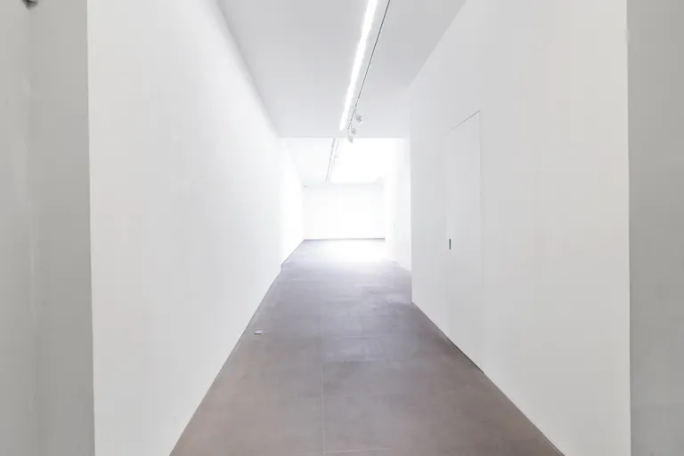 White Box Gallery in Le Marais - Image 3